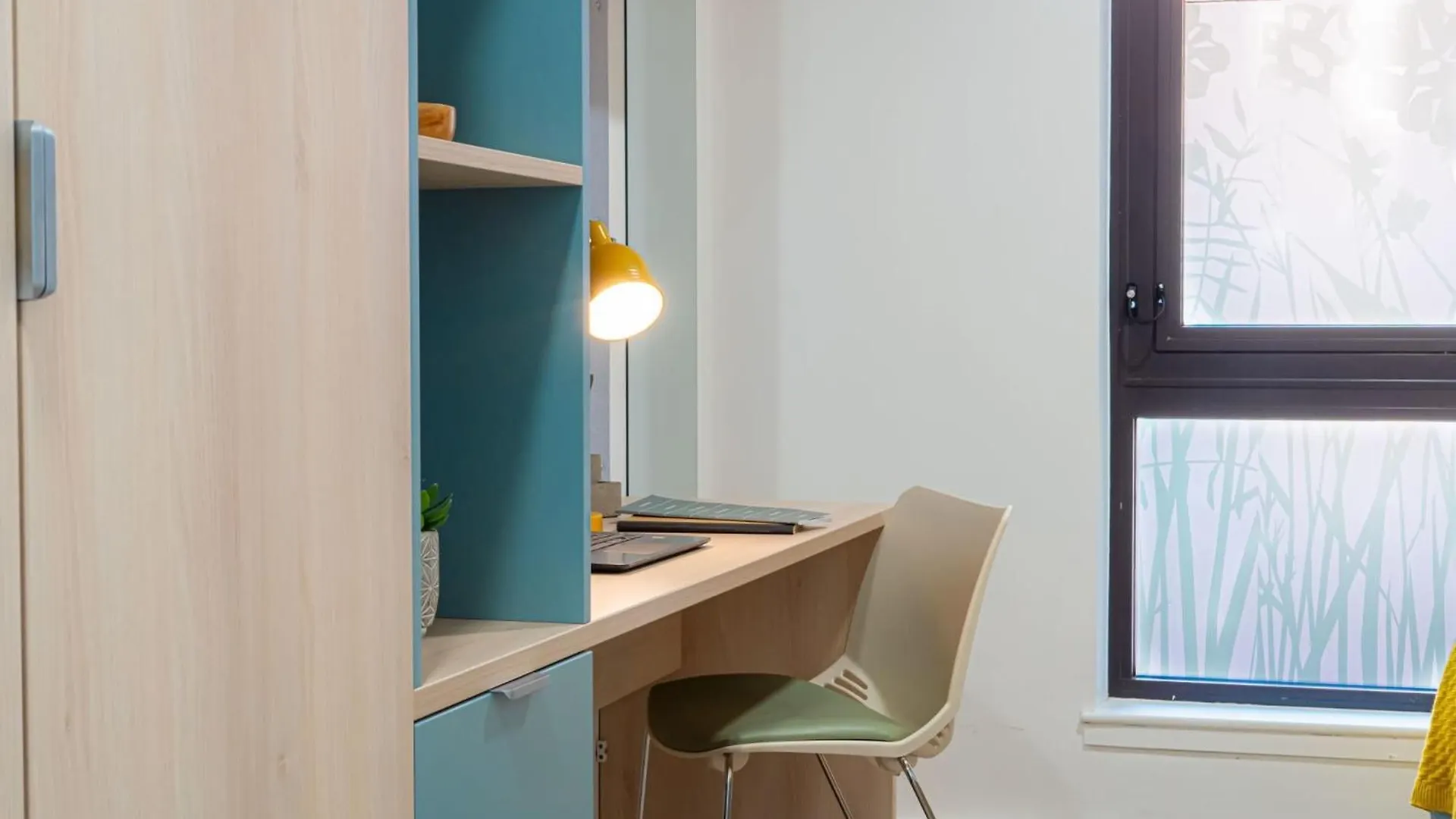 For Students Only Iq Signal Place Nottingham Apartment